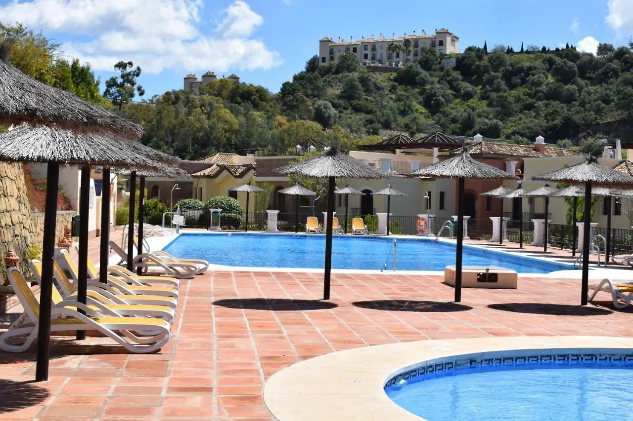 Apartment Ferienwohnung Penthouse Montana Benahavís Spanien